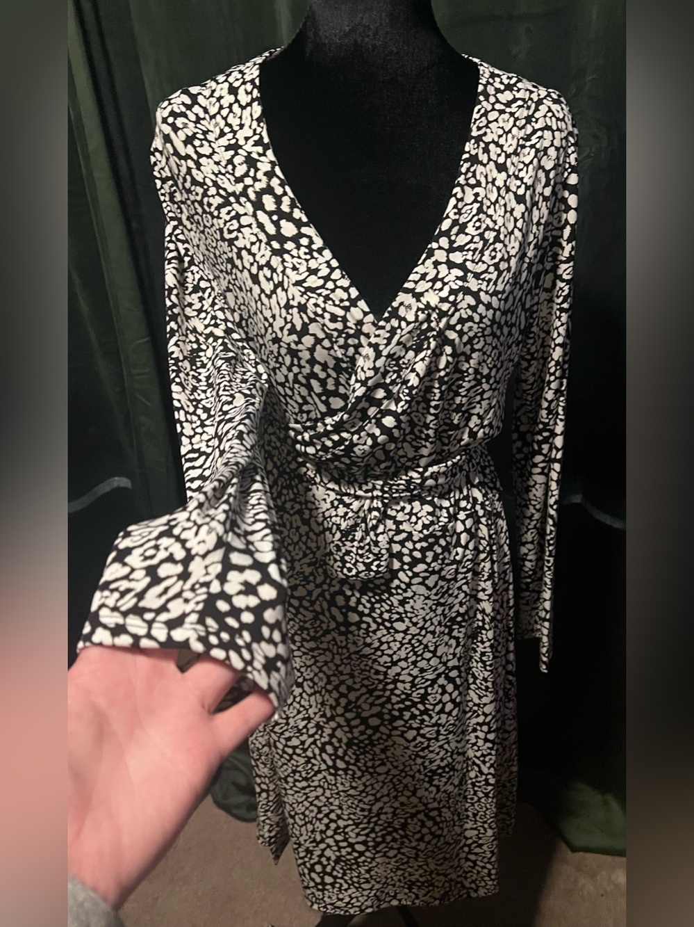 NWT - Banana Republic Dress - Picture 3 of 5